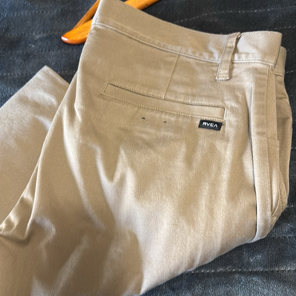 Stylish RVCA Men Size 34 khaki Pants